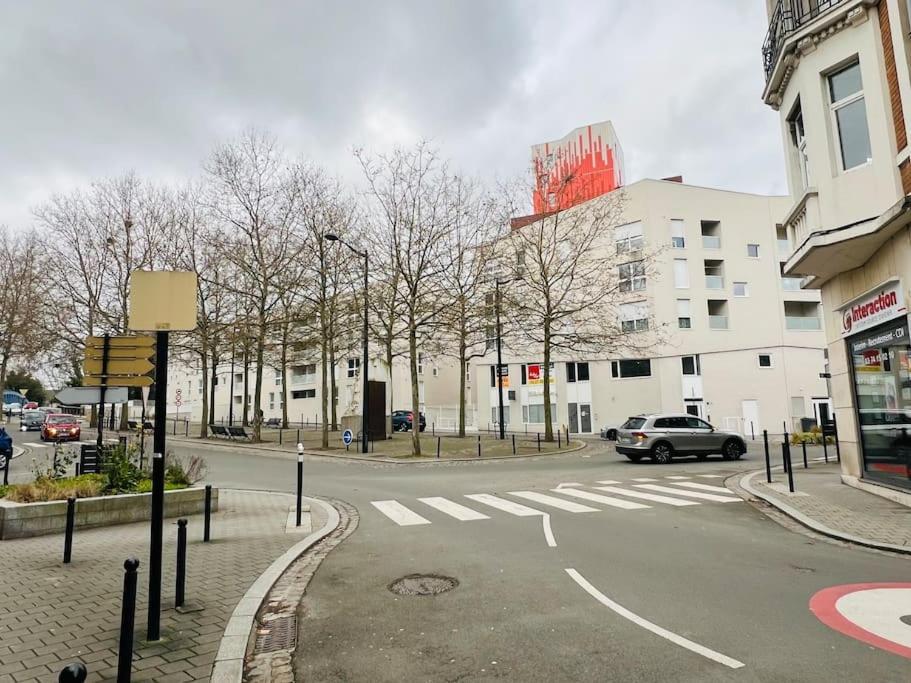 Apt Des Artistes, 3 Min A Pied Gare Et Centre Valenciennes Zewnętrze zdjęcie